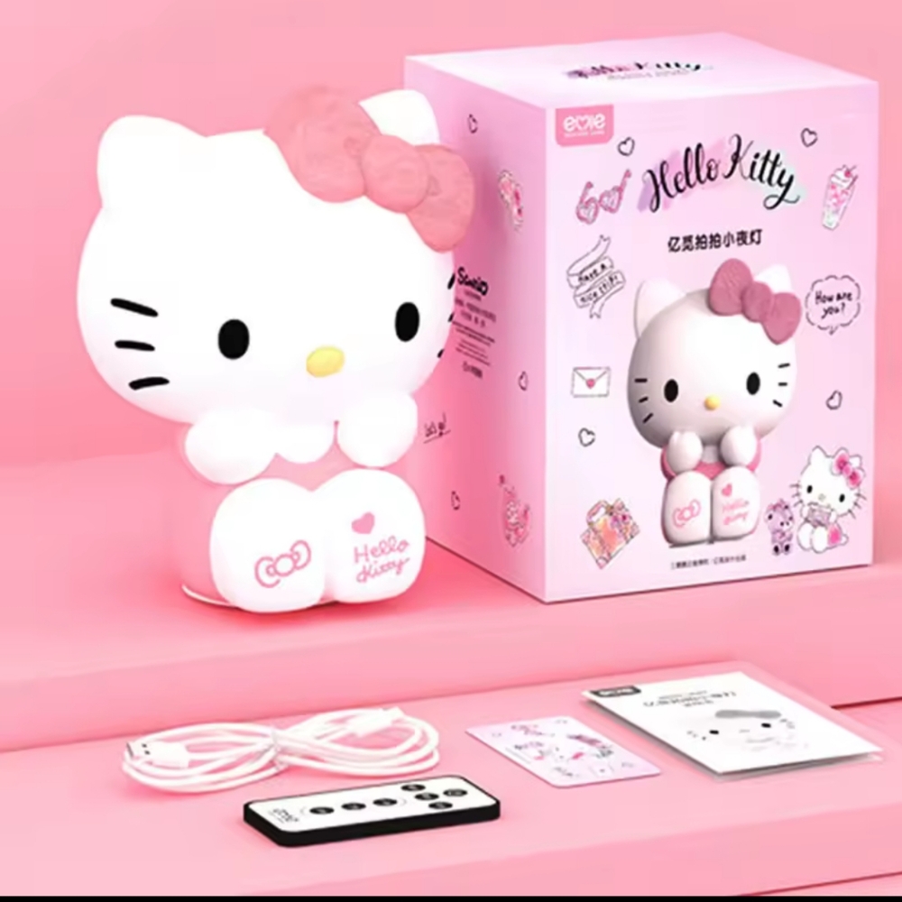 EXCLUSIVE - Hello Kitty Soft Touch LED Night Light